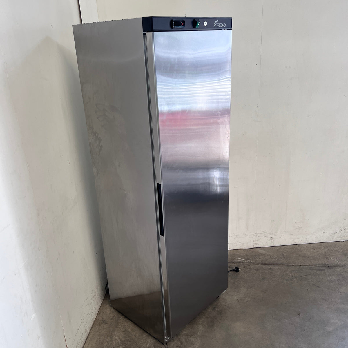 FED-X XF400SS Upright Freezer - 936808