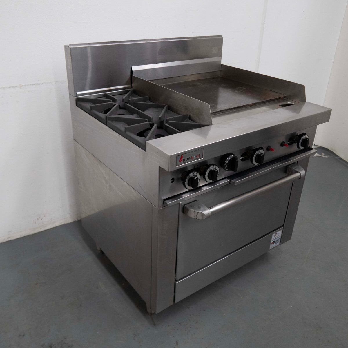 Trueheat RCR9-2-6G 2 Burner Range Oven With 2 Burner Griddle - 822155