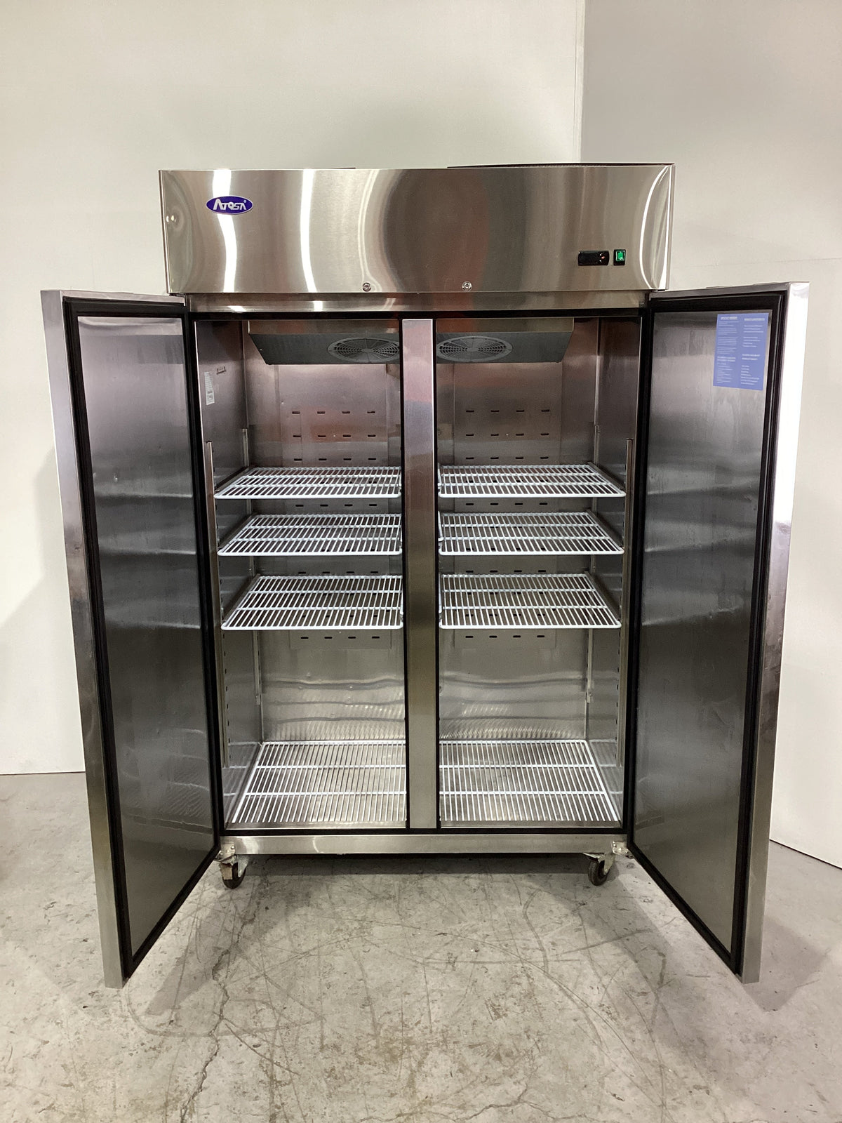 Atosa MBF8002GR Upright Freezer - 879680