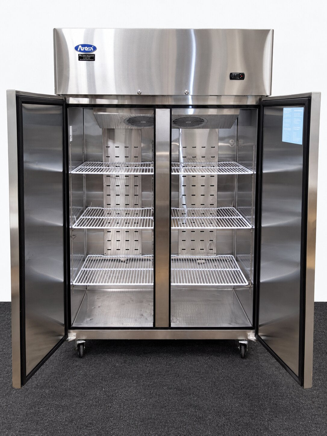 Atosa YBF9219 Upright Freezer - 880684