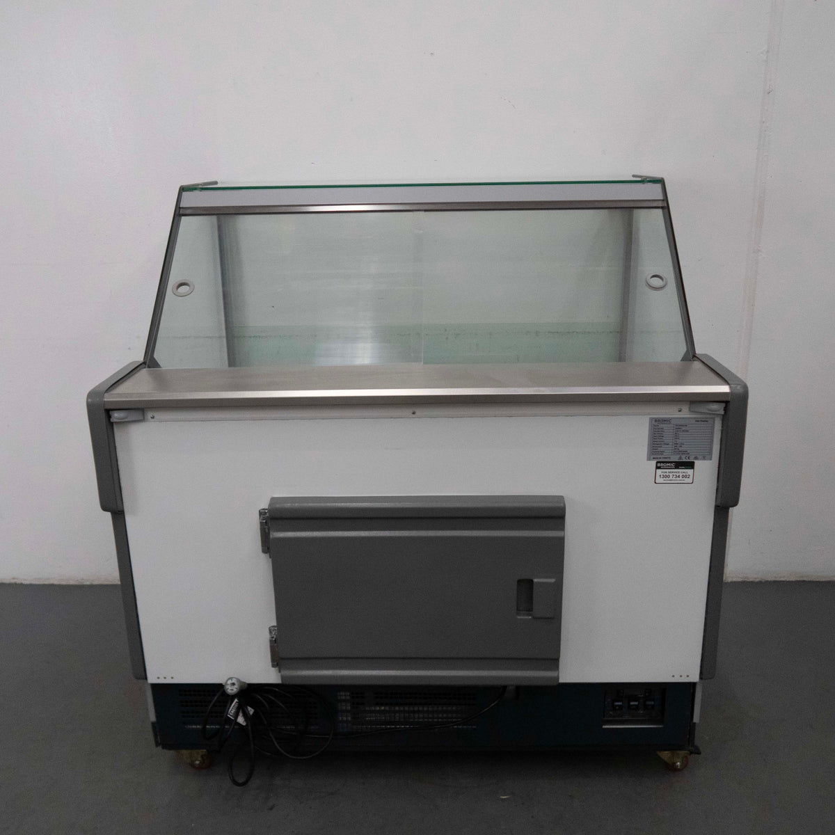 Bromic Refrigeration DD1250SG-NR Deli Curved Display - 864213