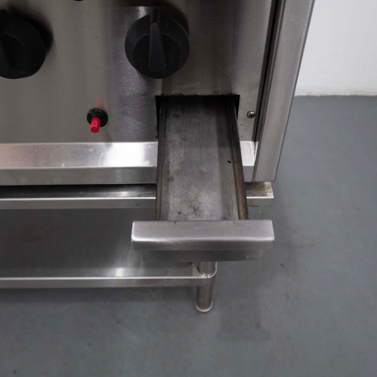 CFEW RCGD09-88H BBQ 9 Burner with hotplate - 830637