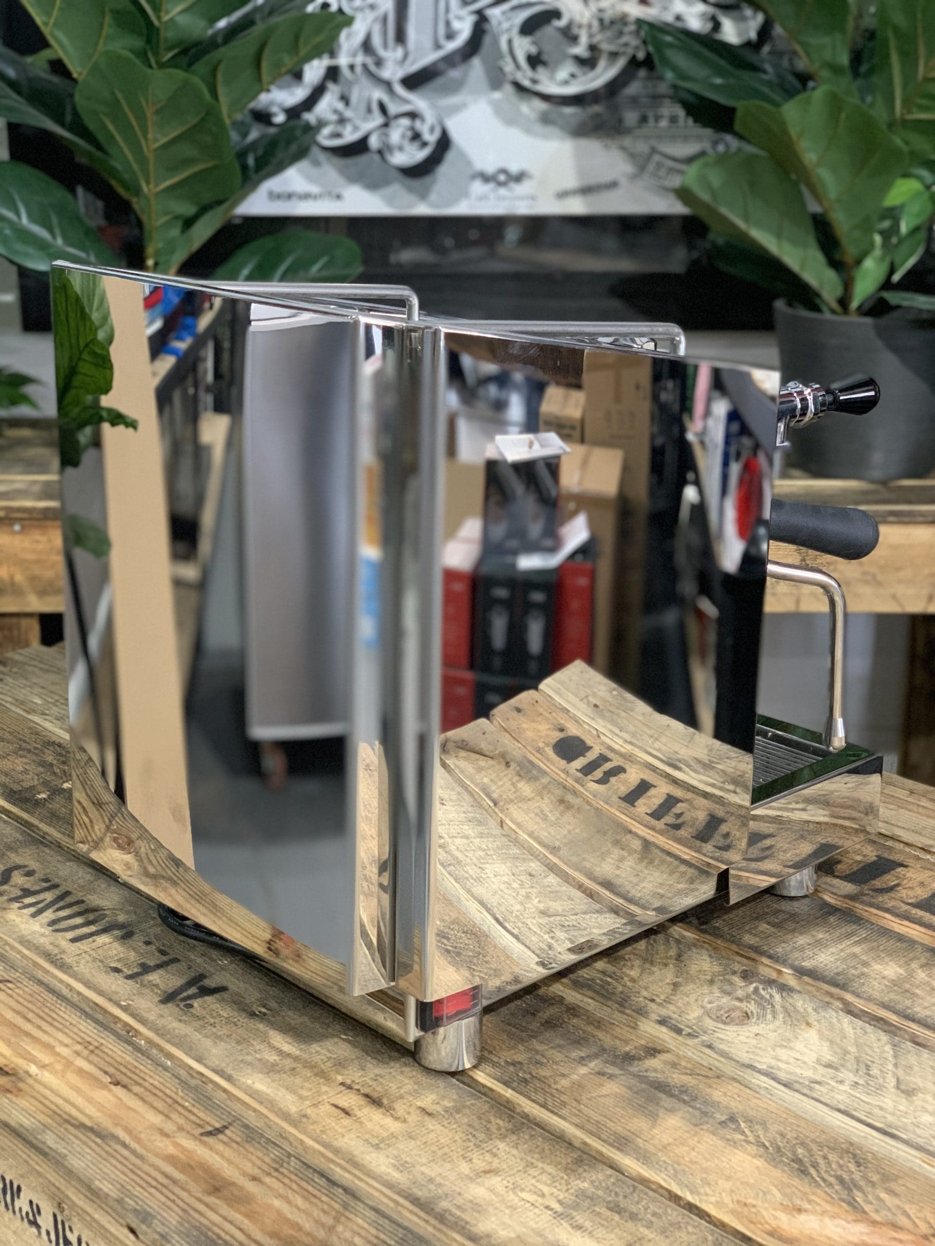Izzo Vivi PID with Flick Taps - 1 Group Commercial Espresso Machine