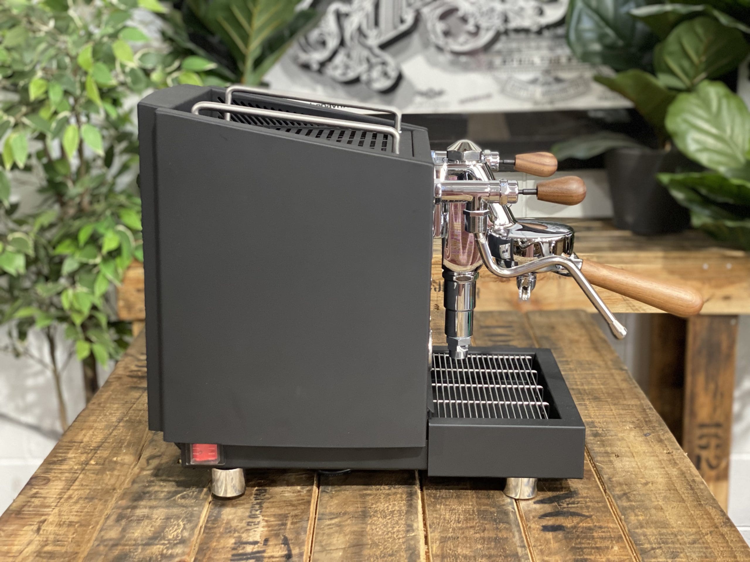 Izzo Vivi Duetto Dual Boiler Black - 1 Group Commercial Espresso Machine - Timber