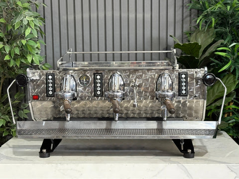 Kees Van Der Westen Mirage Arte Veloce Triplette - - 3 Group Commercial Espresso Machine - Commercial - Timber Handles