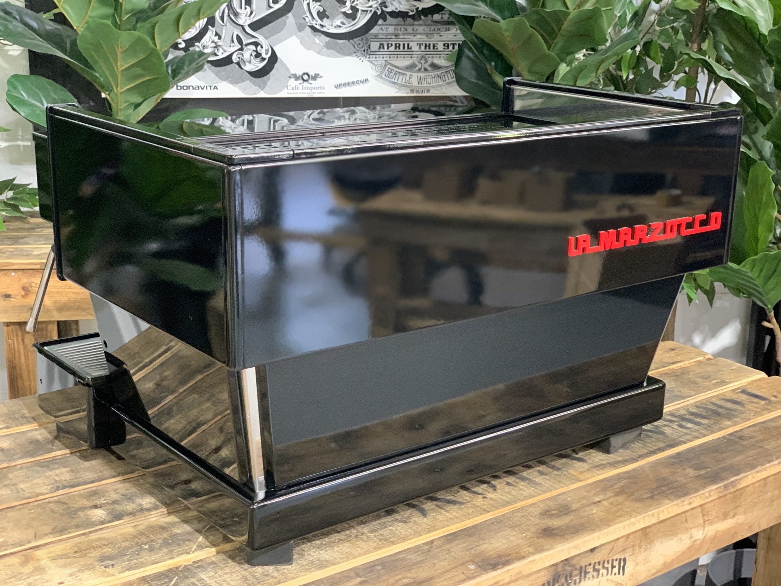 La Marzocco Linea Gloss - 2 Group Commercial Espresso Machine - Black
