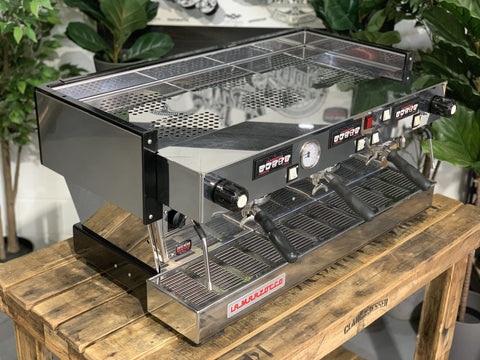 La Marzocco Linea Classic - 3 Group Commercial Espresso Machine - Stainless Steel