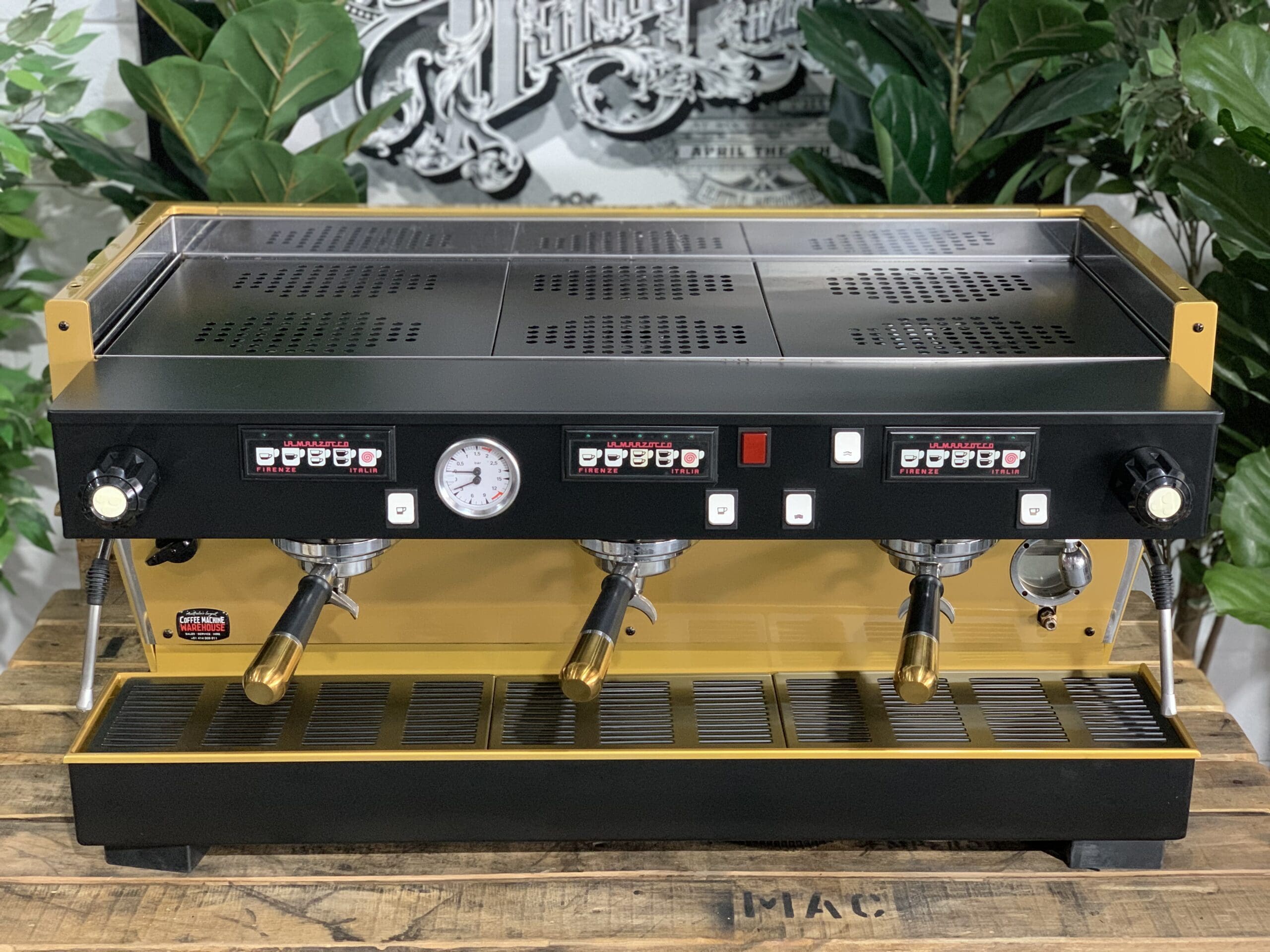 La Marzocco Linea Classic Black - 3 Group Commercial Espresso Machine - Gold