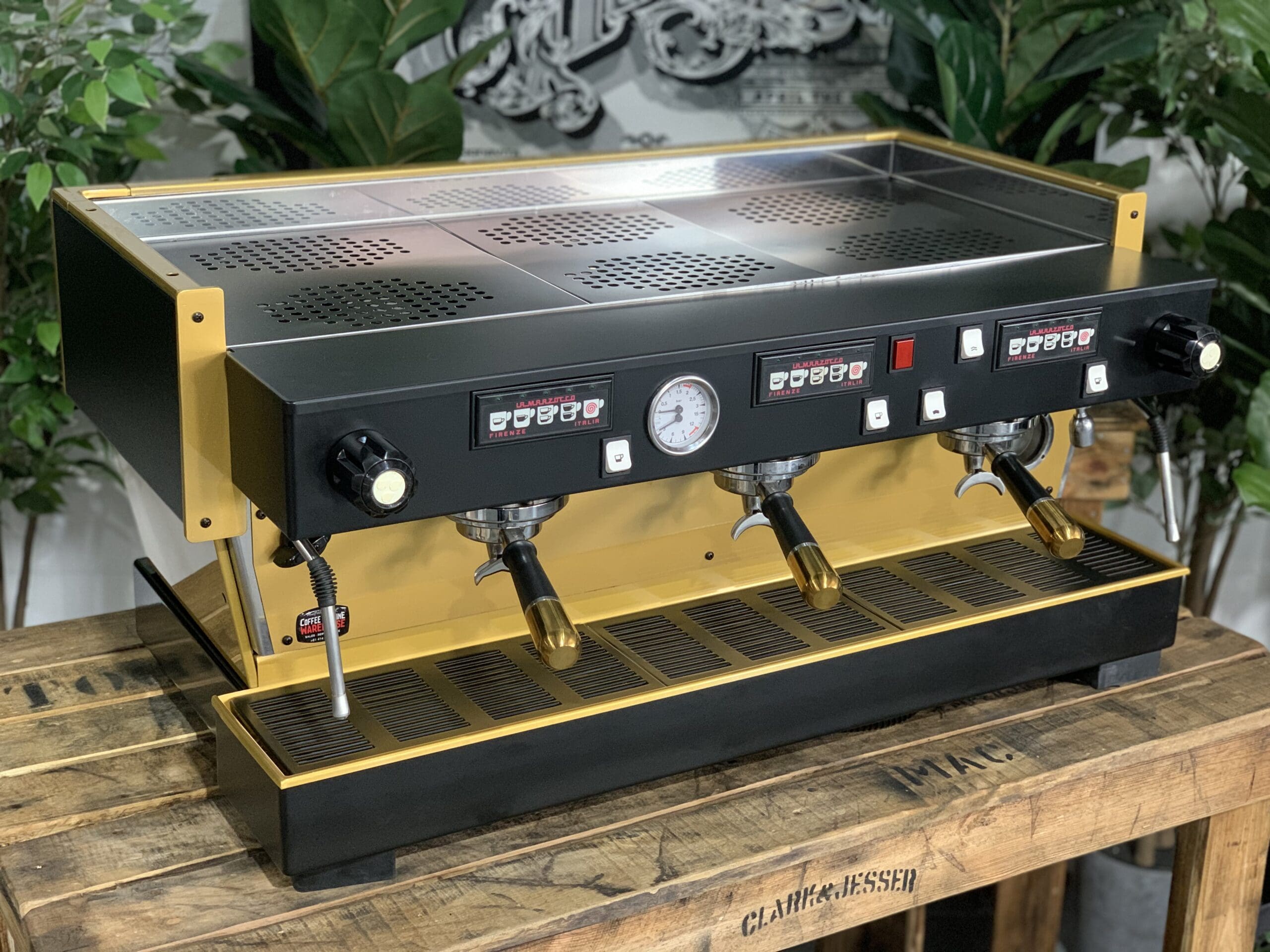 La Marzocco Linea Classic Black - 3 Group Commercial Espresso Machine - Gold