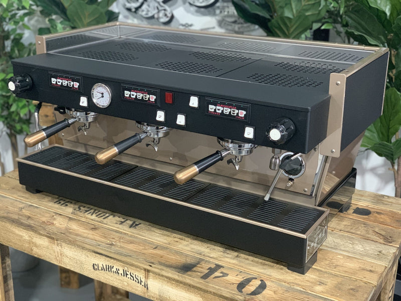 La Marzocco Linea Classic 3 Group Black & Rose Gold