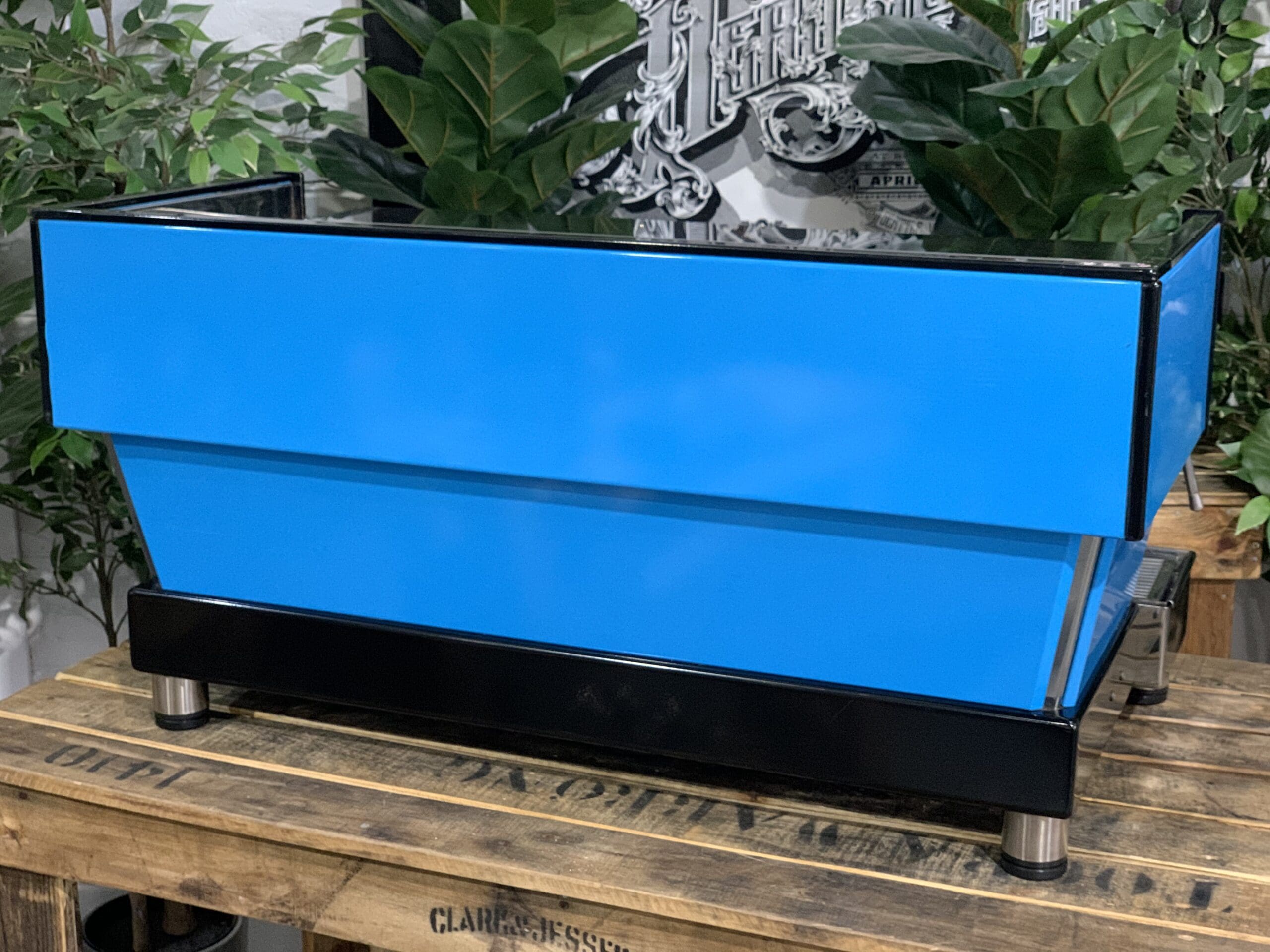 La Marzocco Linea Classic Bright - 3 Group Commercial Espresso Machine - Blue