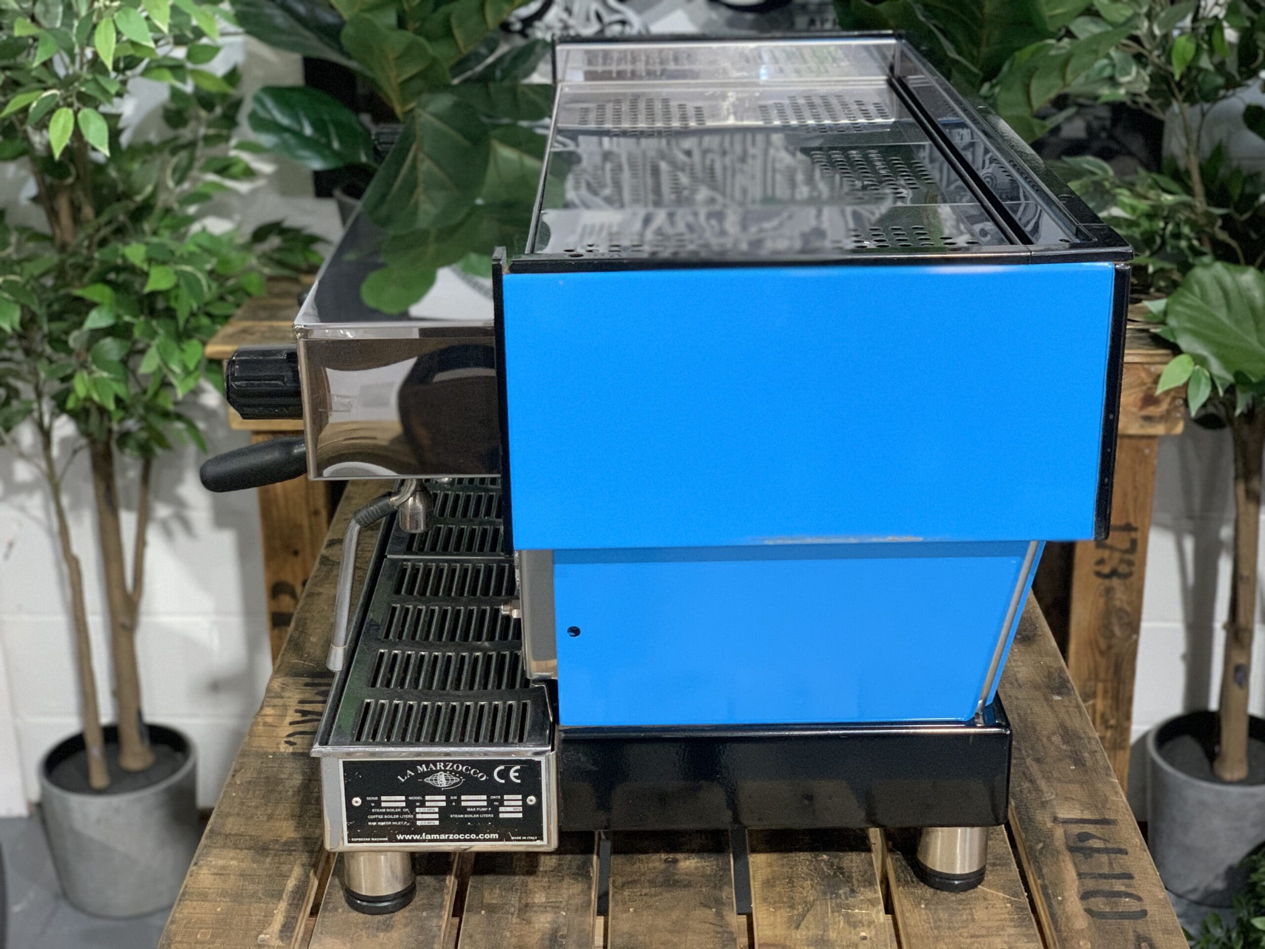 La Marzocco Linea Classic Bright - 3 Group Commercial Espresso Machine - Blue