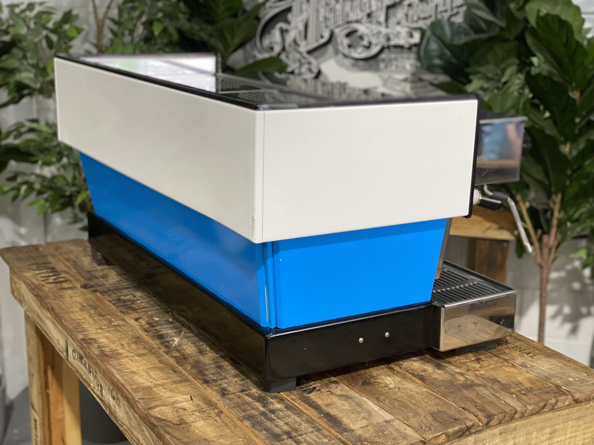 La Marzocco Linea Classic White & Black Pesado Portafilters - 3 Group - Refurbished