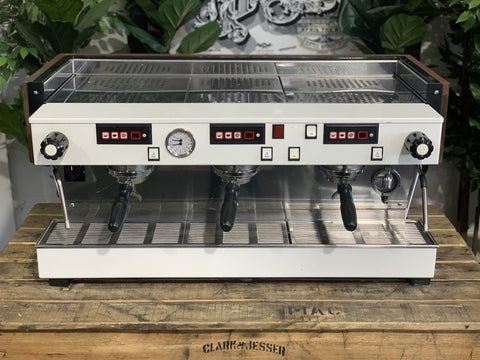 La Marzocco Linea Classic Chrono Touch Pads Wood - 3 Group Commercial Espresso Machine - White