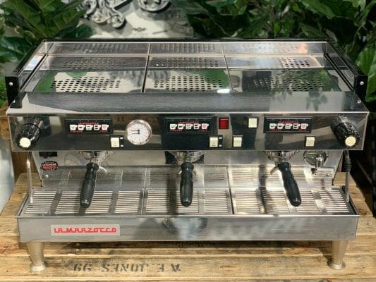 La Marzocco Linea - 3 Group Commercial Espresso Machine - Black