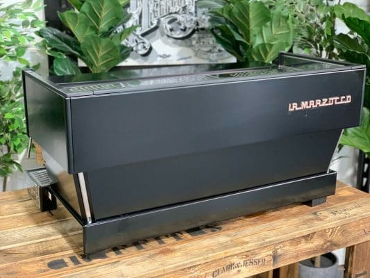 La Marzocco Linea Classic 3 Group Black on Black