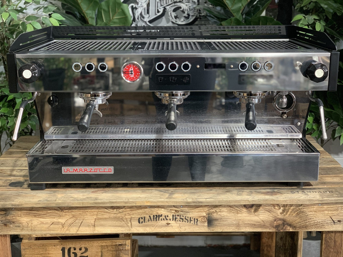 La Marzocco Linea PB - - 3 Group Commercial Espresso Machine - Commercial