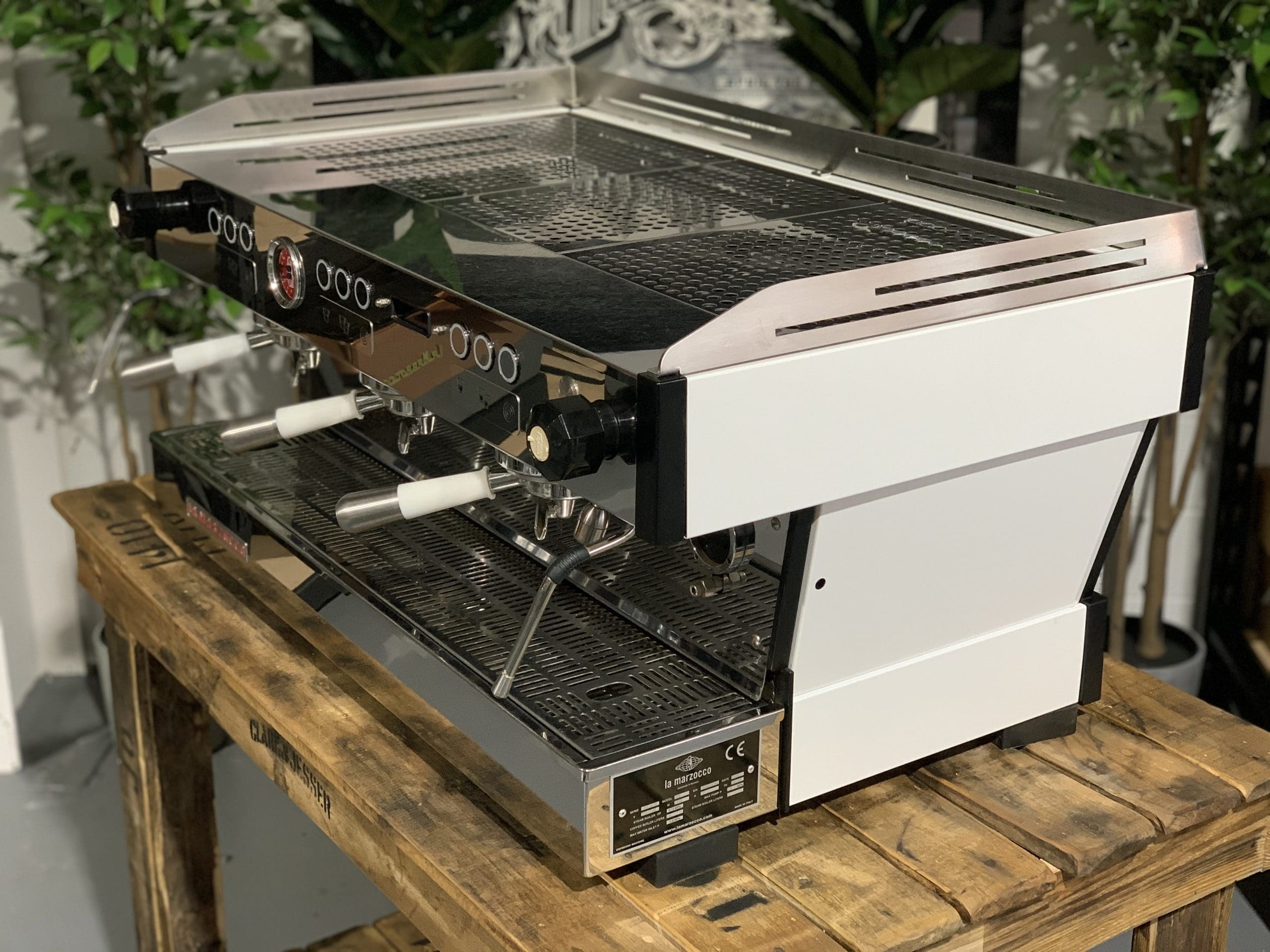 La Marzocco Linea PB - 3 Group Commercial Espresso Machine - White