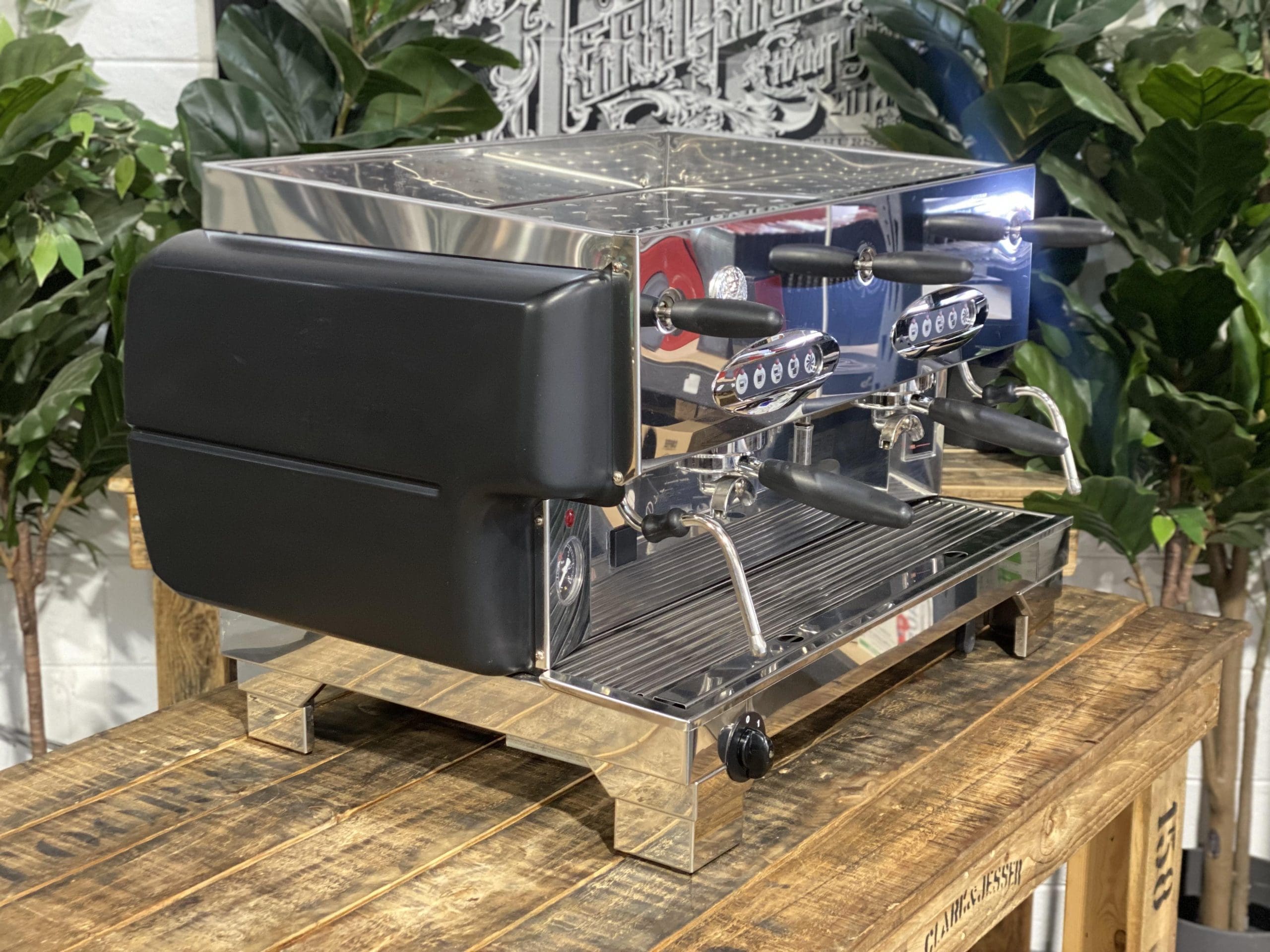 La San Marco 80E Liscea Matte - 2 Group Commercial Espresso Machine - Black