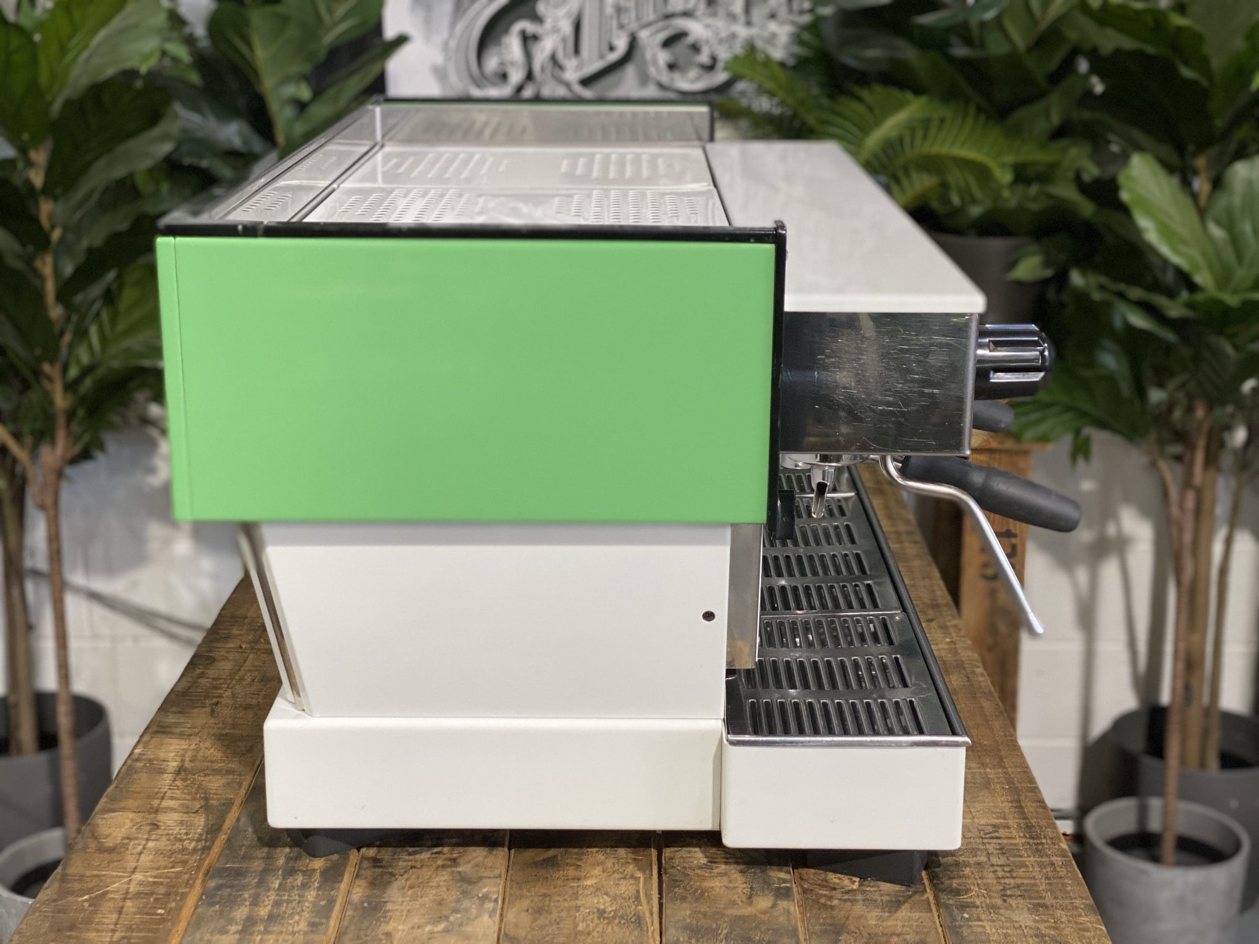 La Marzocco Linea Classic White - 3 Group Commercial Espresso Machine - Green