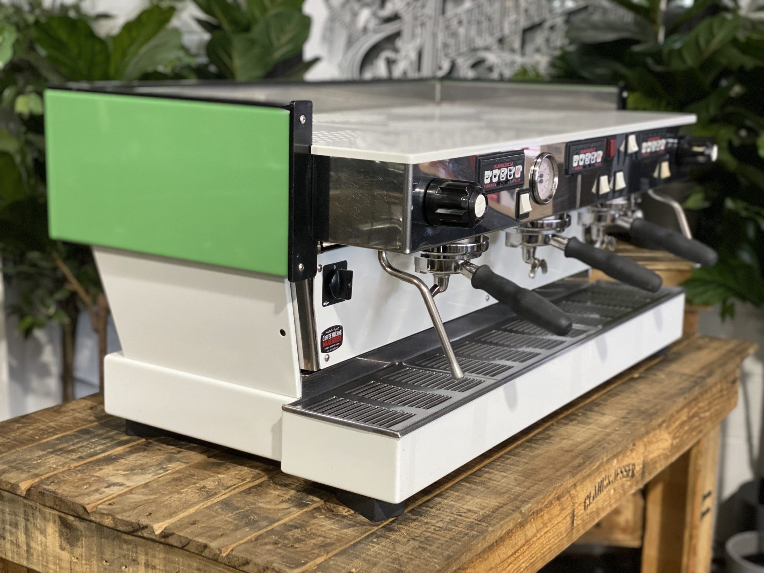 La Marzocco Linea Classic White - 3 Group Commercial Espresso Machine - Green