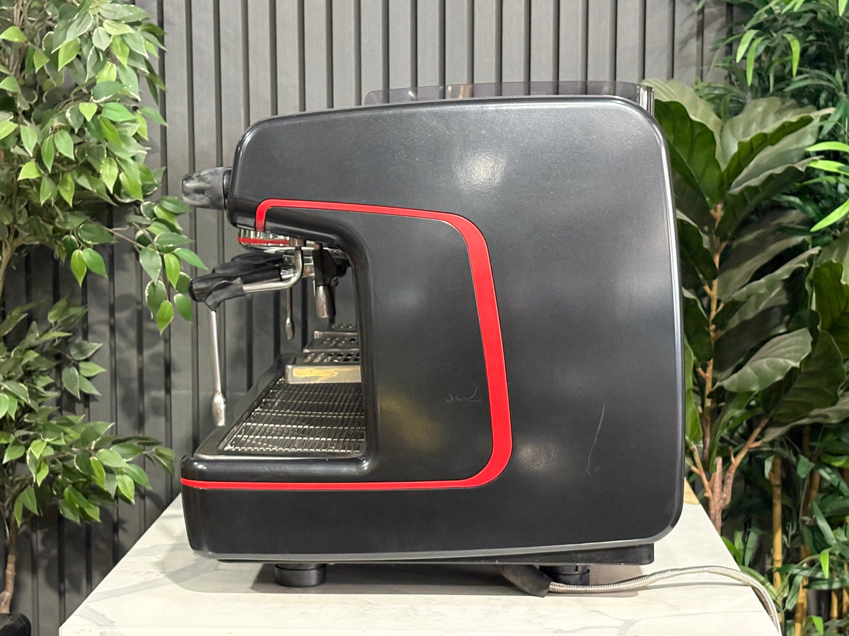 La Cimbali M100 - - 3 Group Commercial Espresso Machine - Commercial