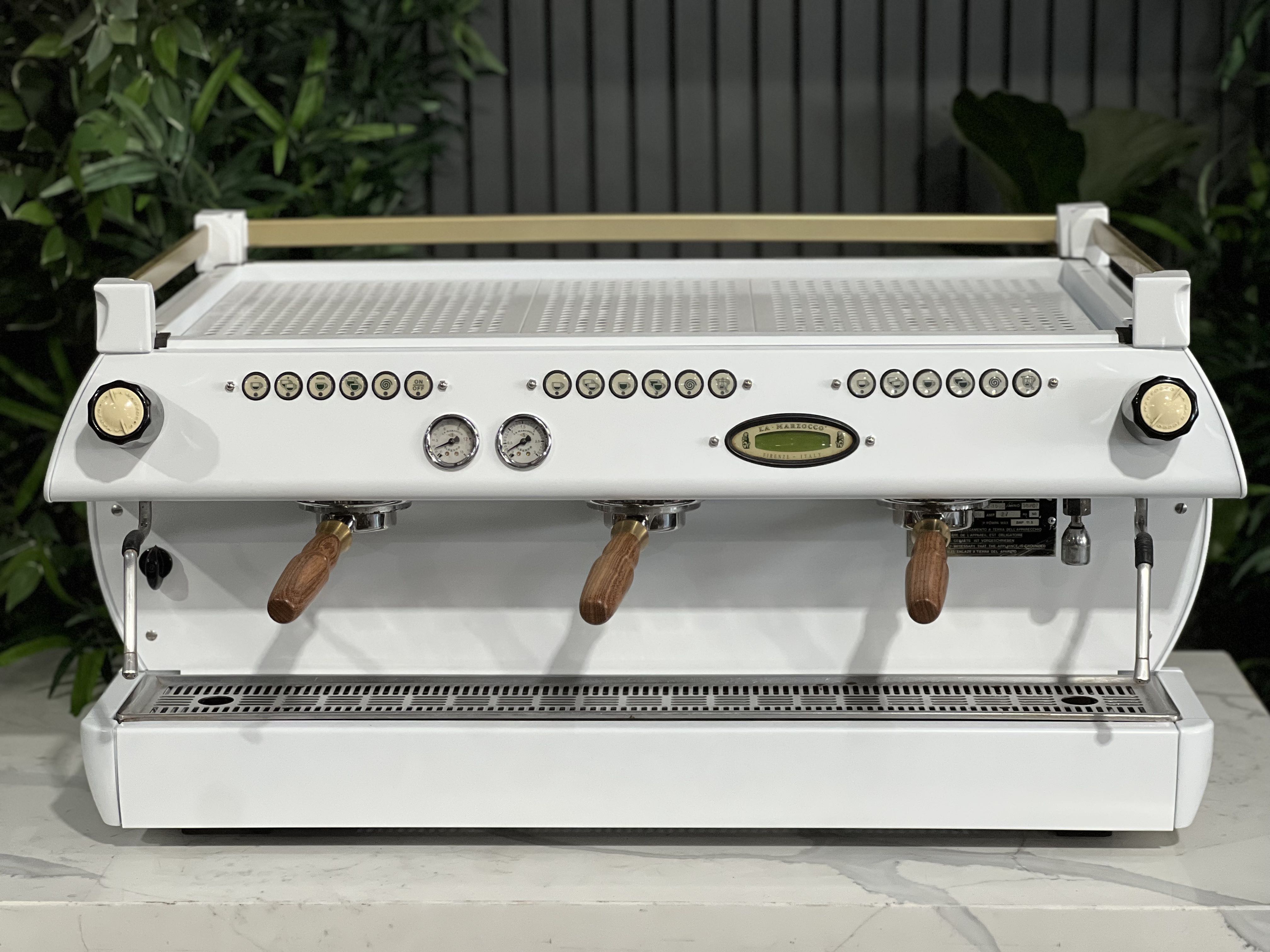 La Marzocco Gb5 White - 3 Group Commercial Espresso Machine - Gold