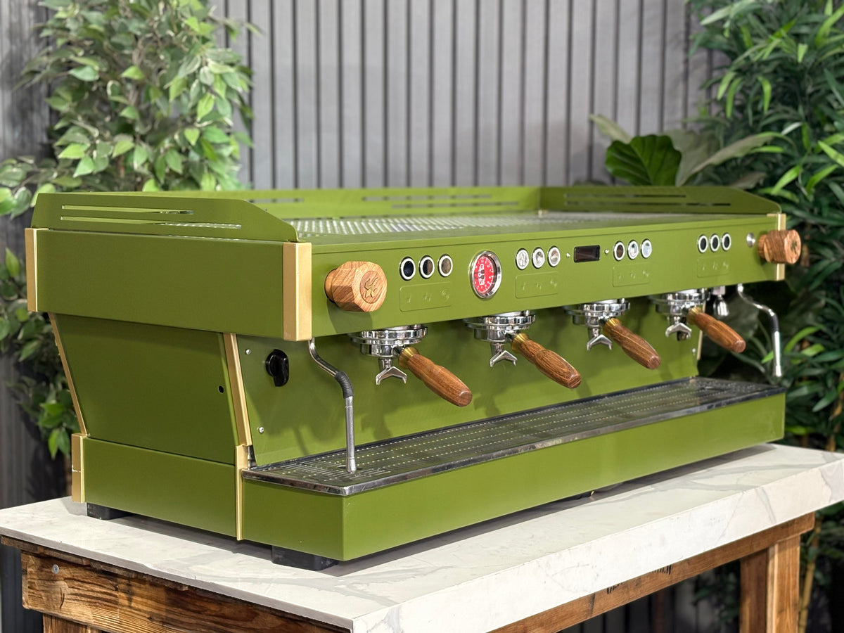 La Marzocco Linea PB - - 4 Group Commercial Espresso Machine - Commercial - Green & Timber