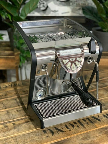 Nuova Simonelli Musica - 1 Group Commercial Espresso Machine