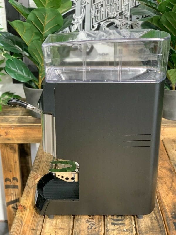 Nuova Simonelli Mythos Plus - Coffee Grinder