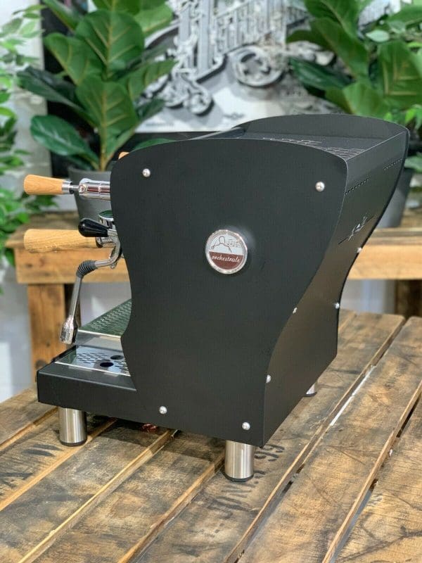 Orchestrale Nota Black with - 1 Group Commercial Espresso Machine - Timber