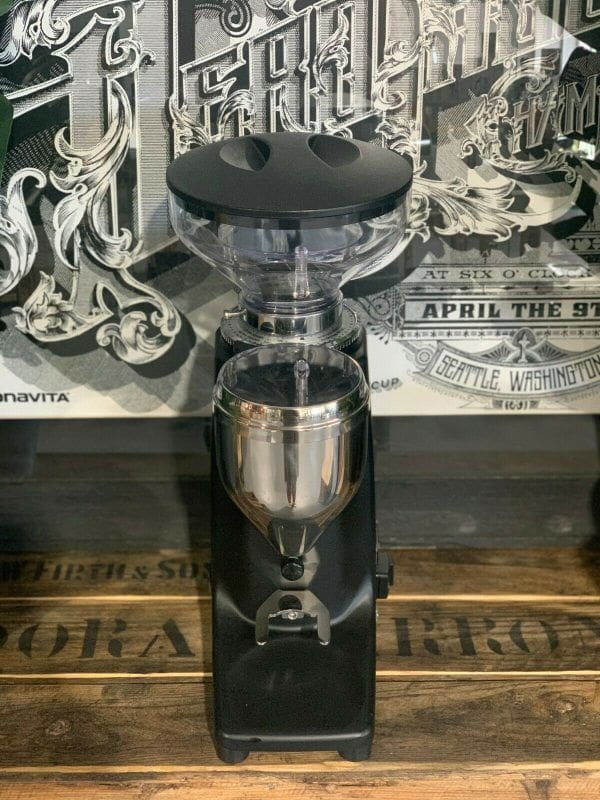 Quamar M80 Push - Coffee Grinder - Black