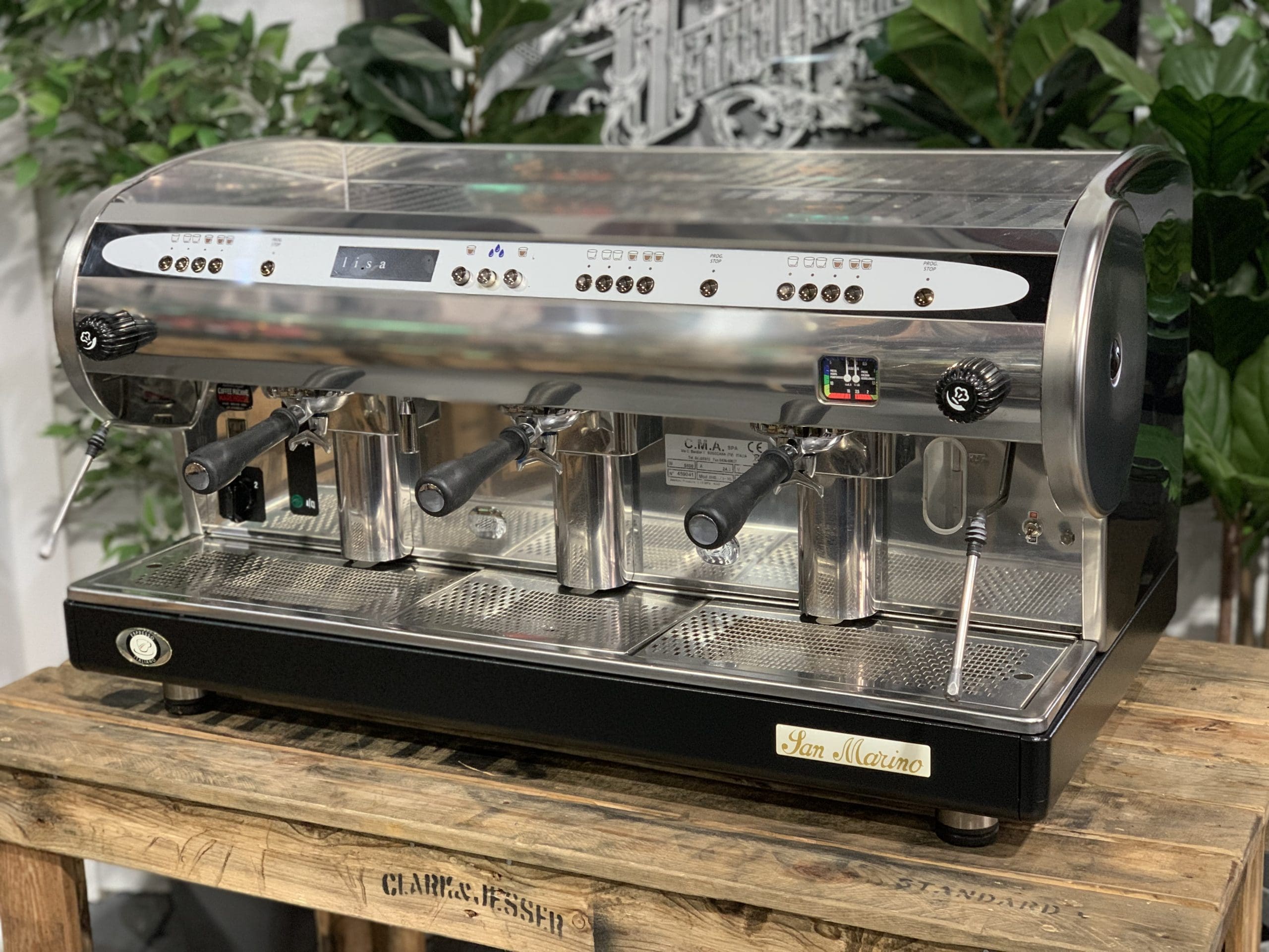 San Marino Lisa R - 3 Group Commercial Espresso Machine