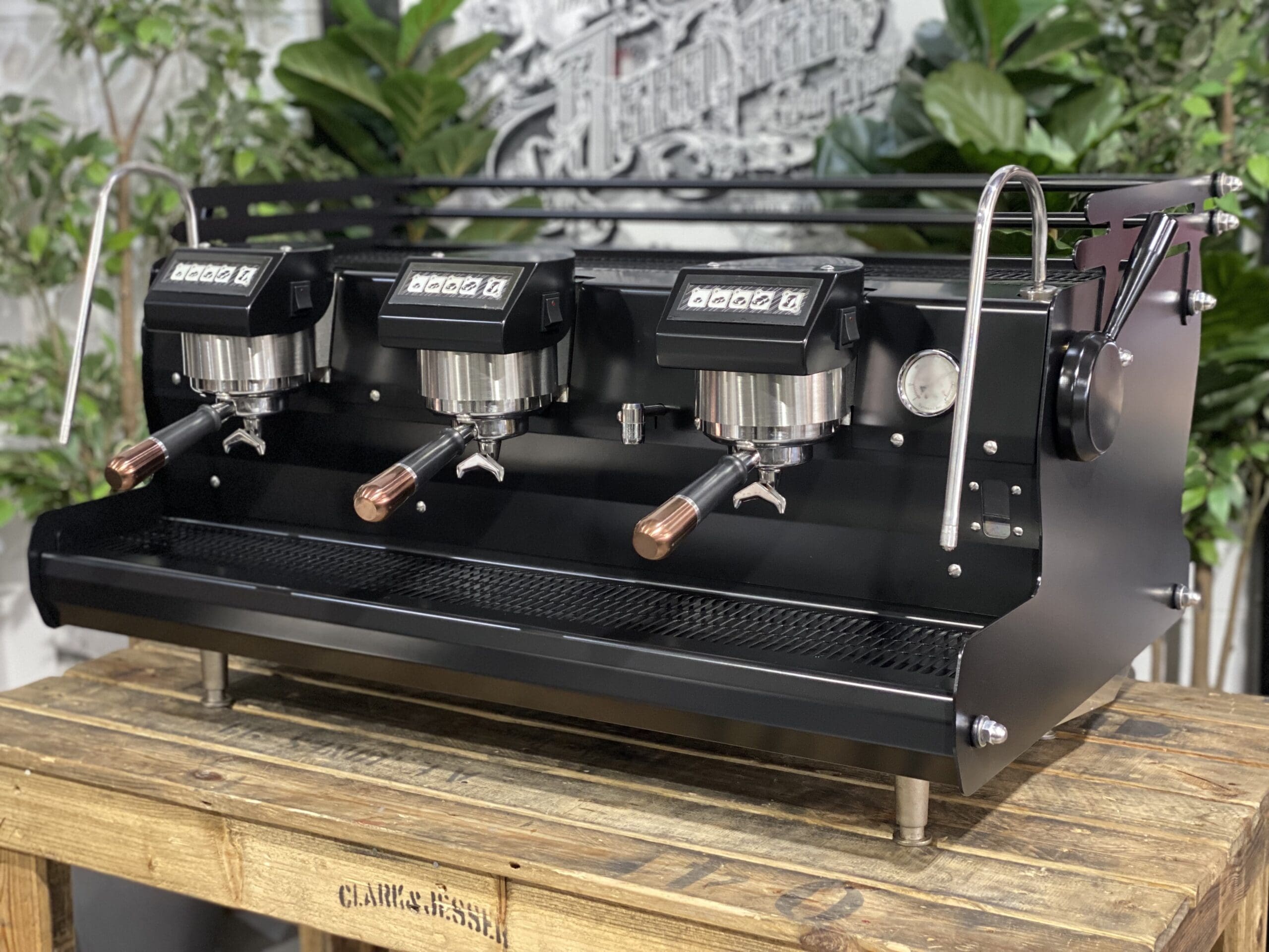 Synesso Sabre 3 Group Black & Bronze Handles