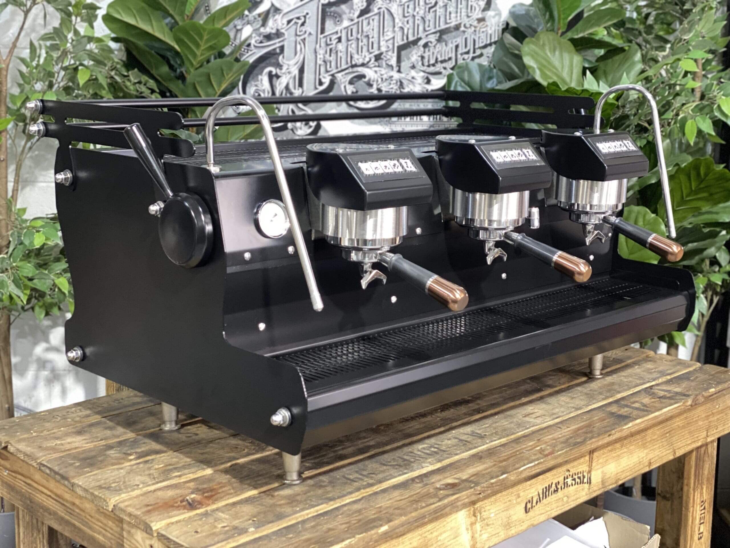 Synesso Sabre Black & Handles - 3 Group Commercial Espresso Machine - Bronze