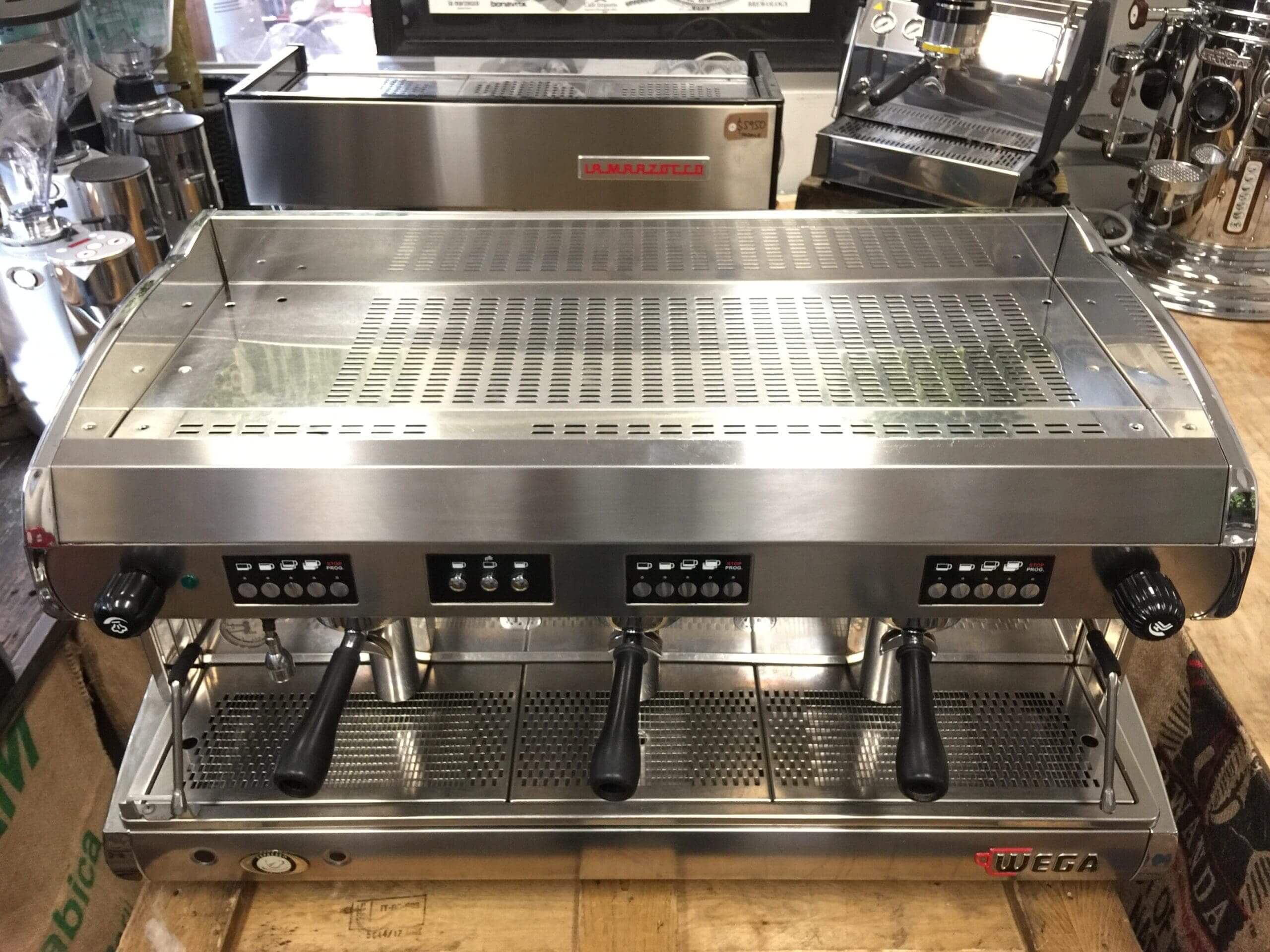 Wega Polaris - 3 Group Commercial Espresso Machine - Chrome