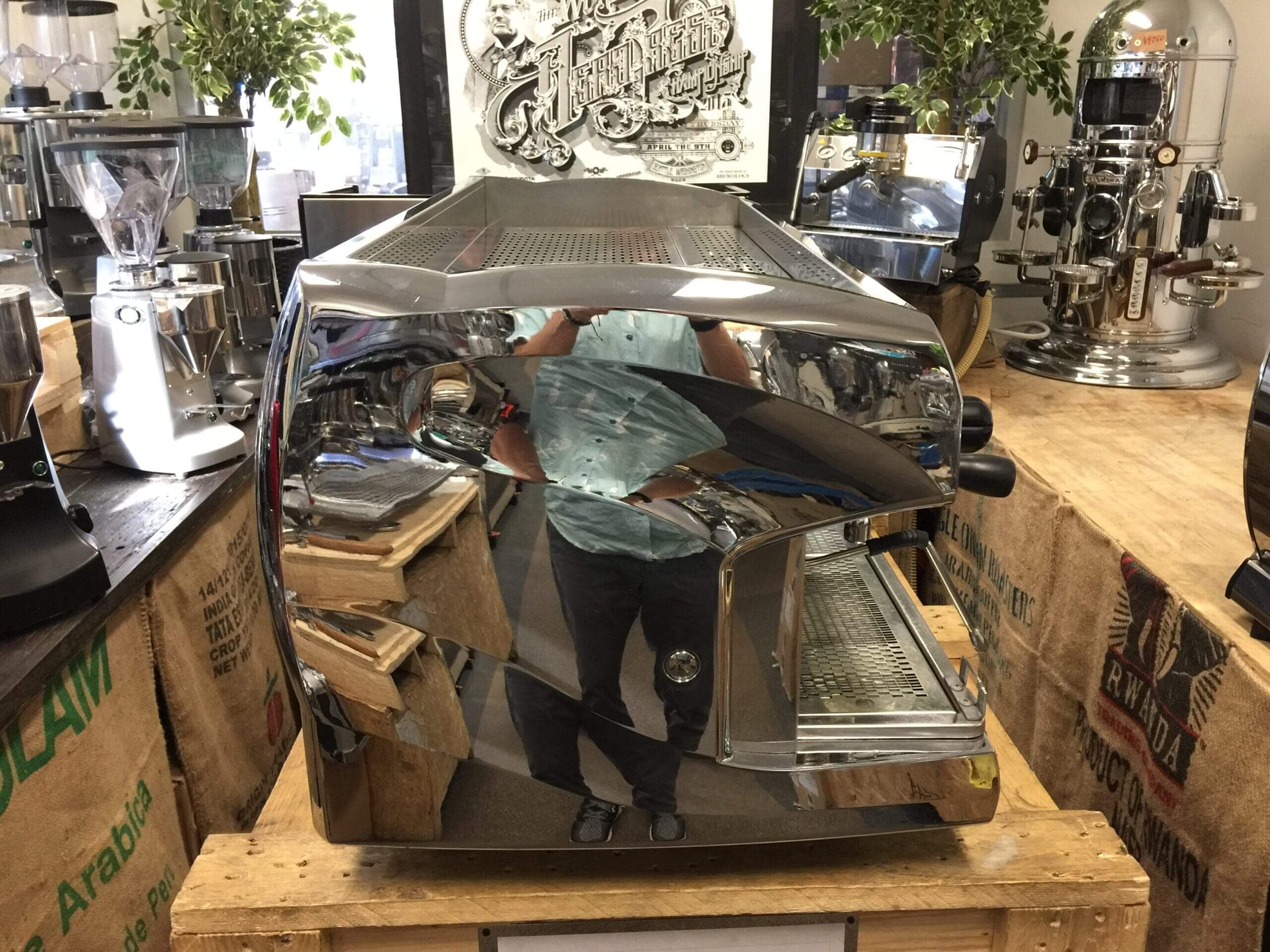 Wega Polaris - 3 Group Commercial Espresso Machine - Chrome