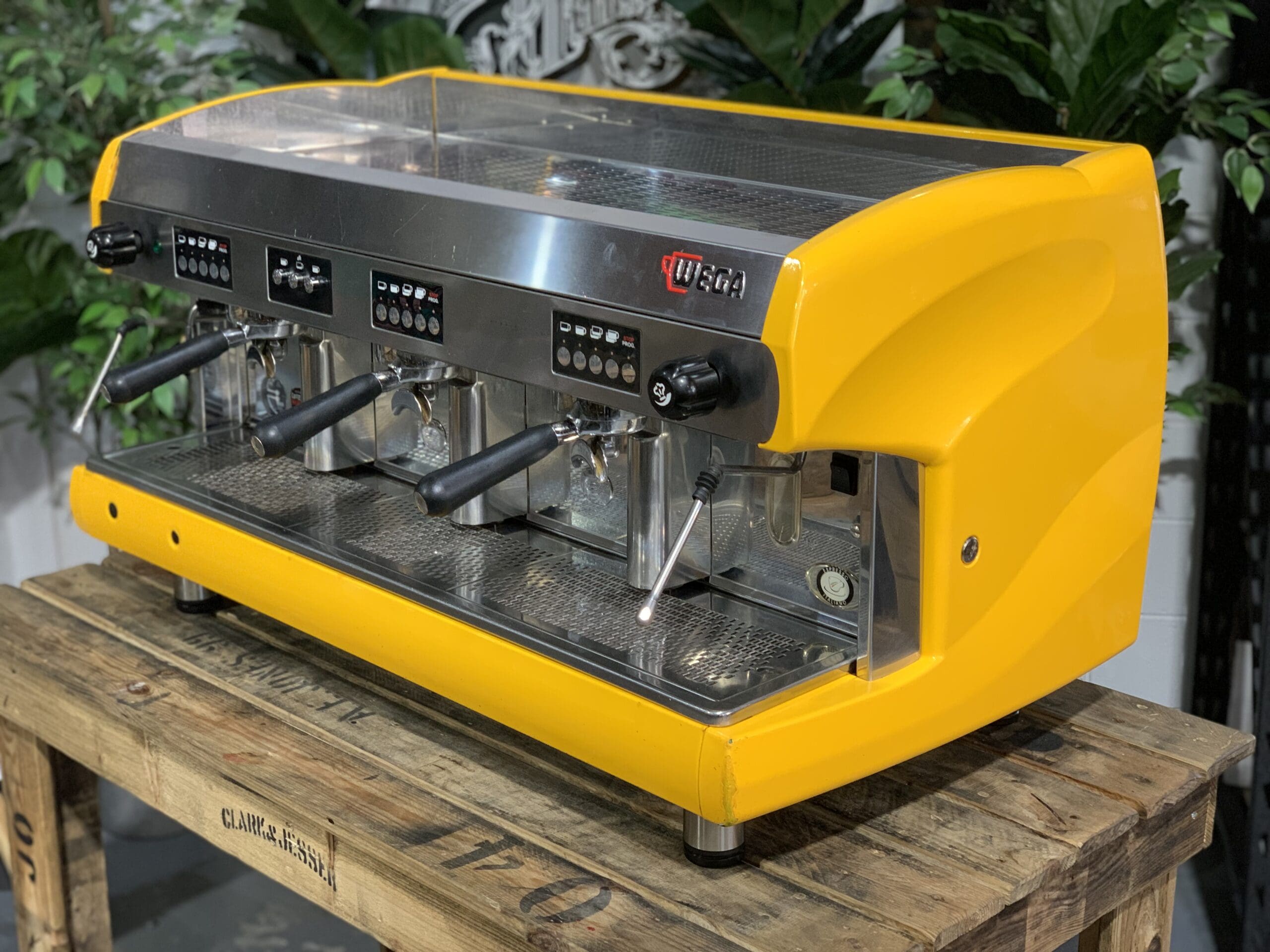 Wega Polaris 3 Group High Cup Yellow