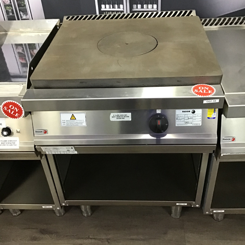 CLEARANCE - Fagor 700 series natural gas cast iron solid top - CG7-10-VIC1010