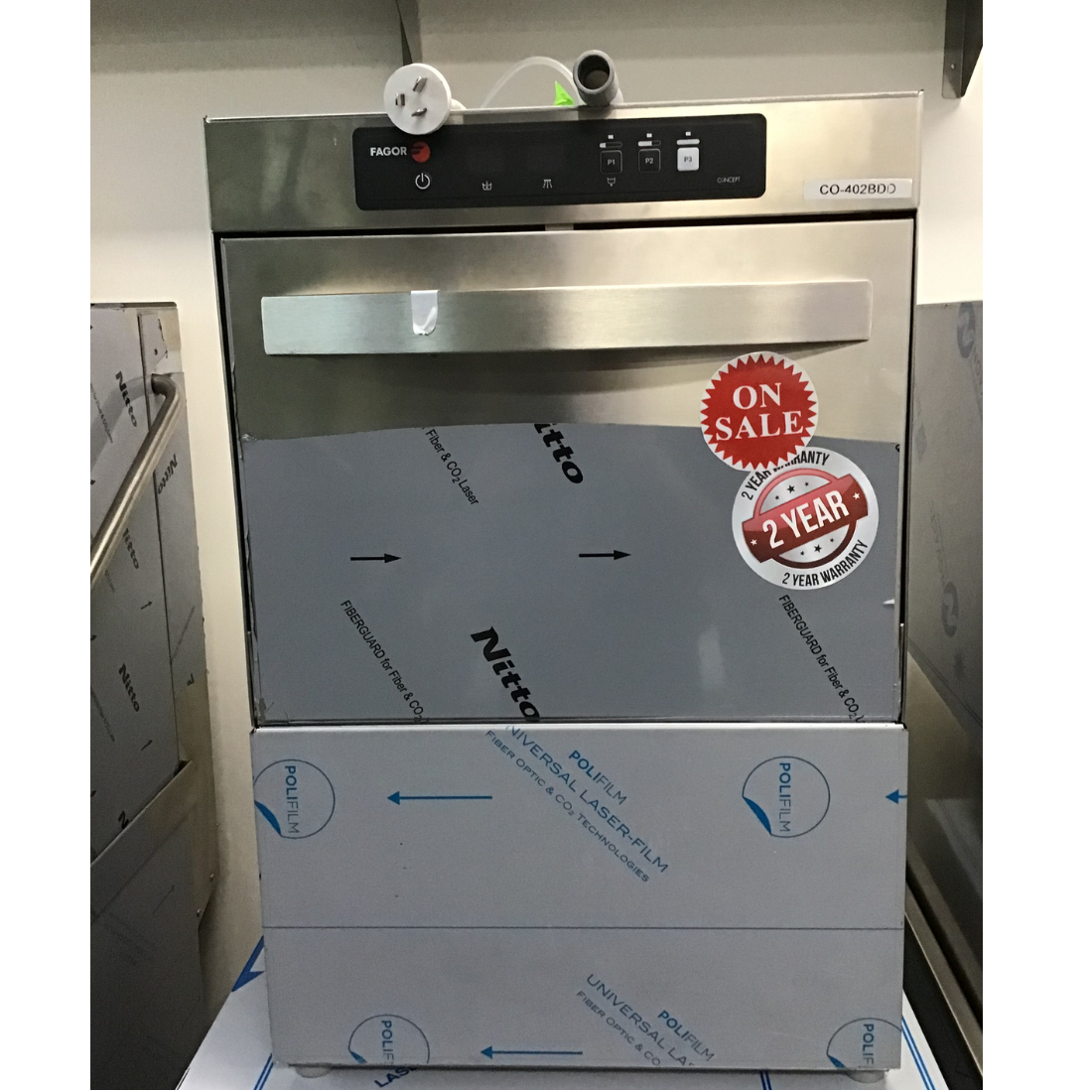 CLEARANCE - Fagor EVO-CONCEPT glass washer with drain pump and detergent & rinse dispenser cold rinse - CO-402BDD-VIC1012