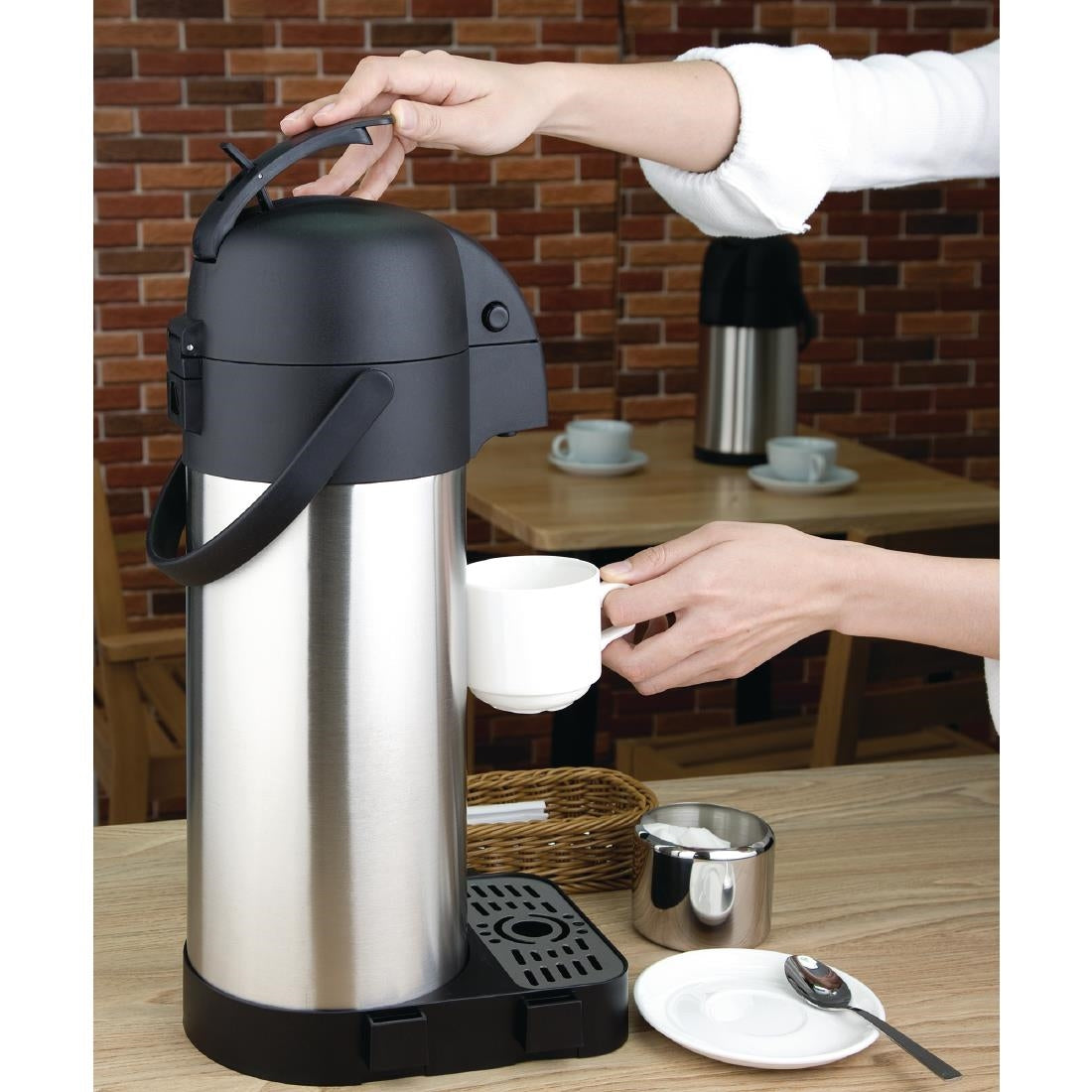 Olympia Lever Action Airpot 4Ltr - DL166