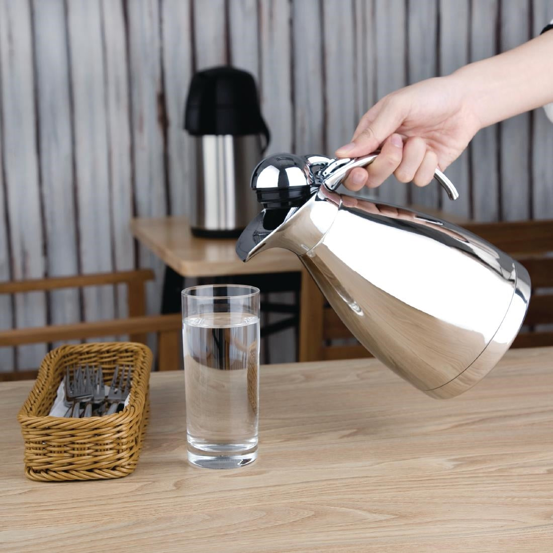 Olympia Vacuum Jug Polished 1Ltr - DL167