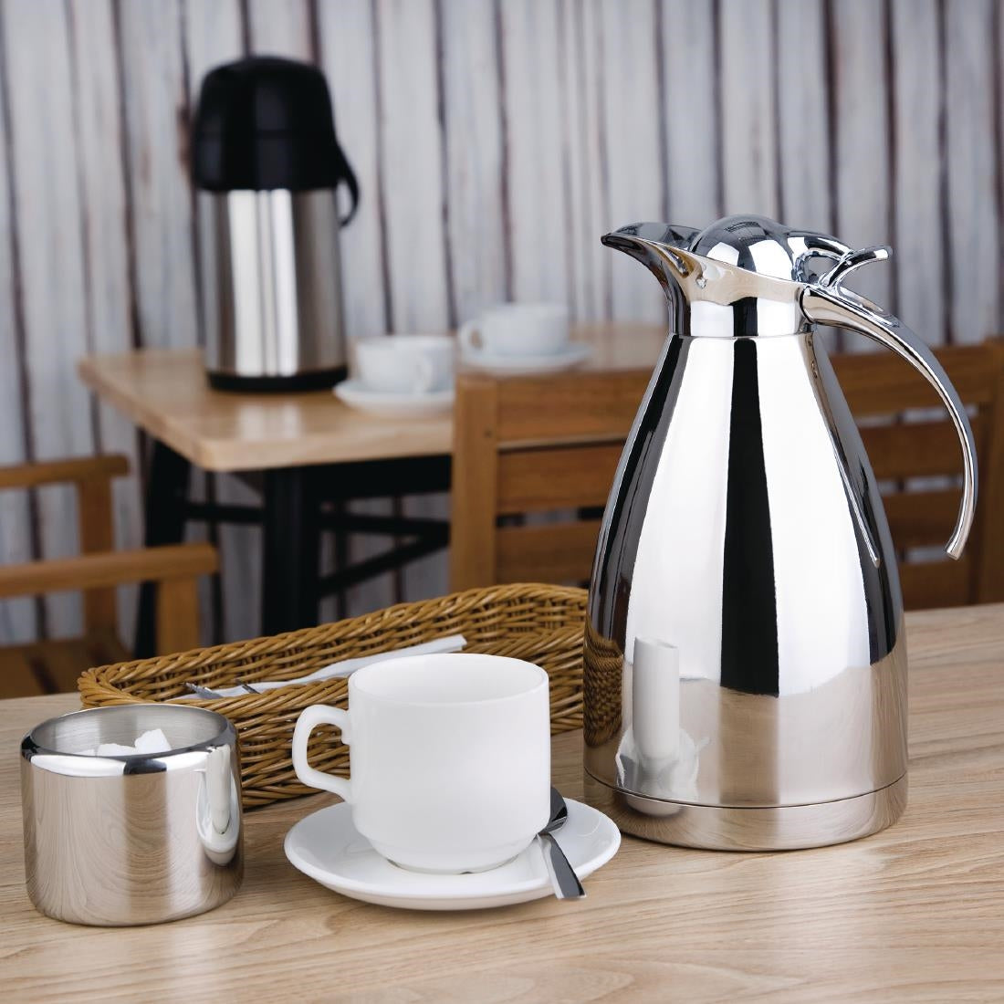 Olympia Vacuum Jug Polished 1.5Ltr - DL168