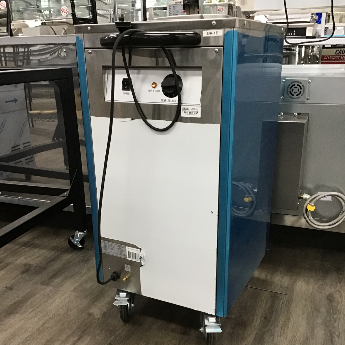 CLEARANCE - Elementry Single Mobile Plate Lowerator - DR-1E-1023-VIC1023