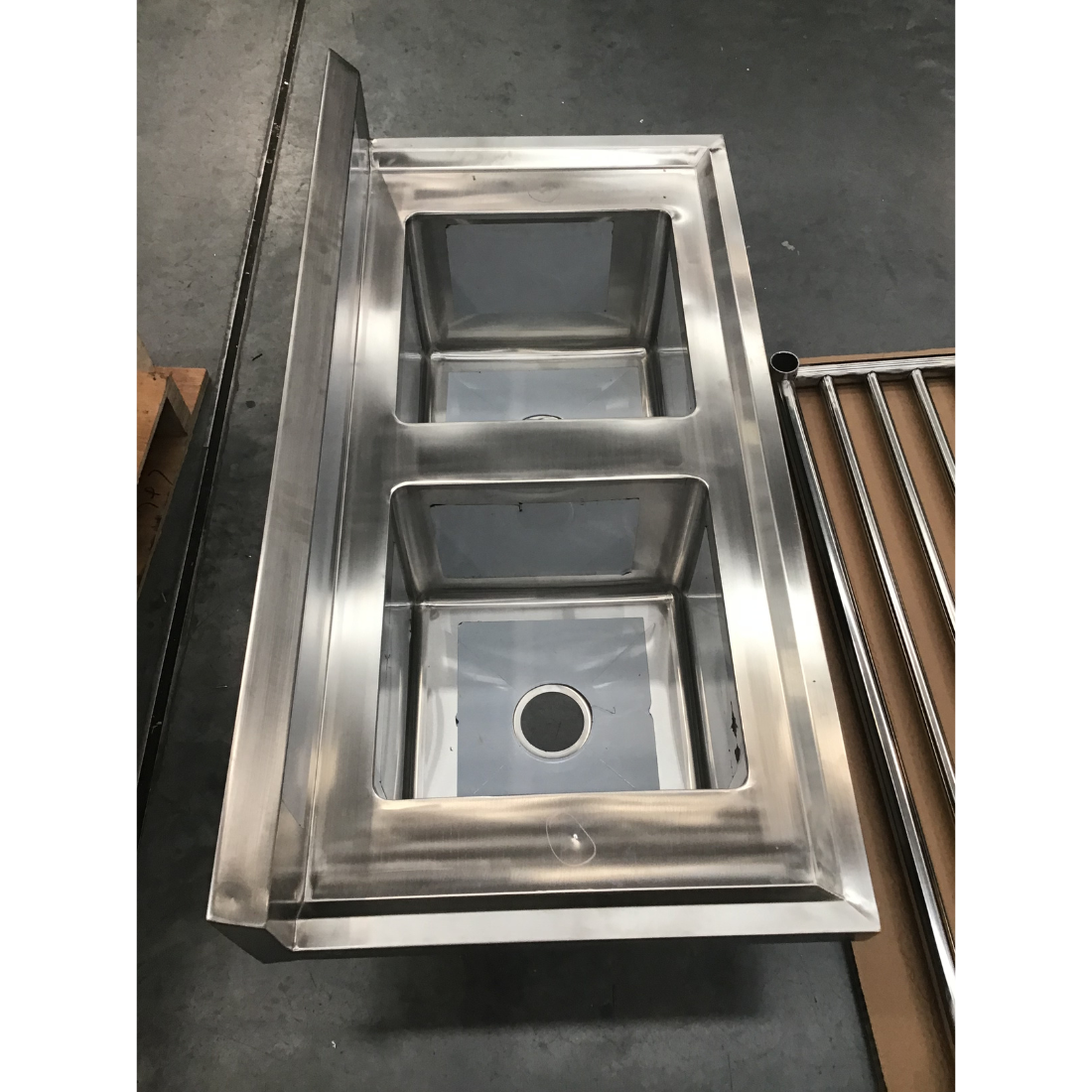 CLEARANCE - Modular System Double Centre Sink Bench with Pot Undershelf - DSB6-1200C/A-NSW2168