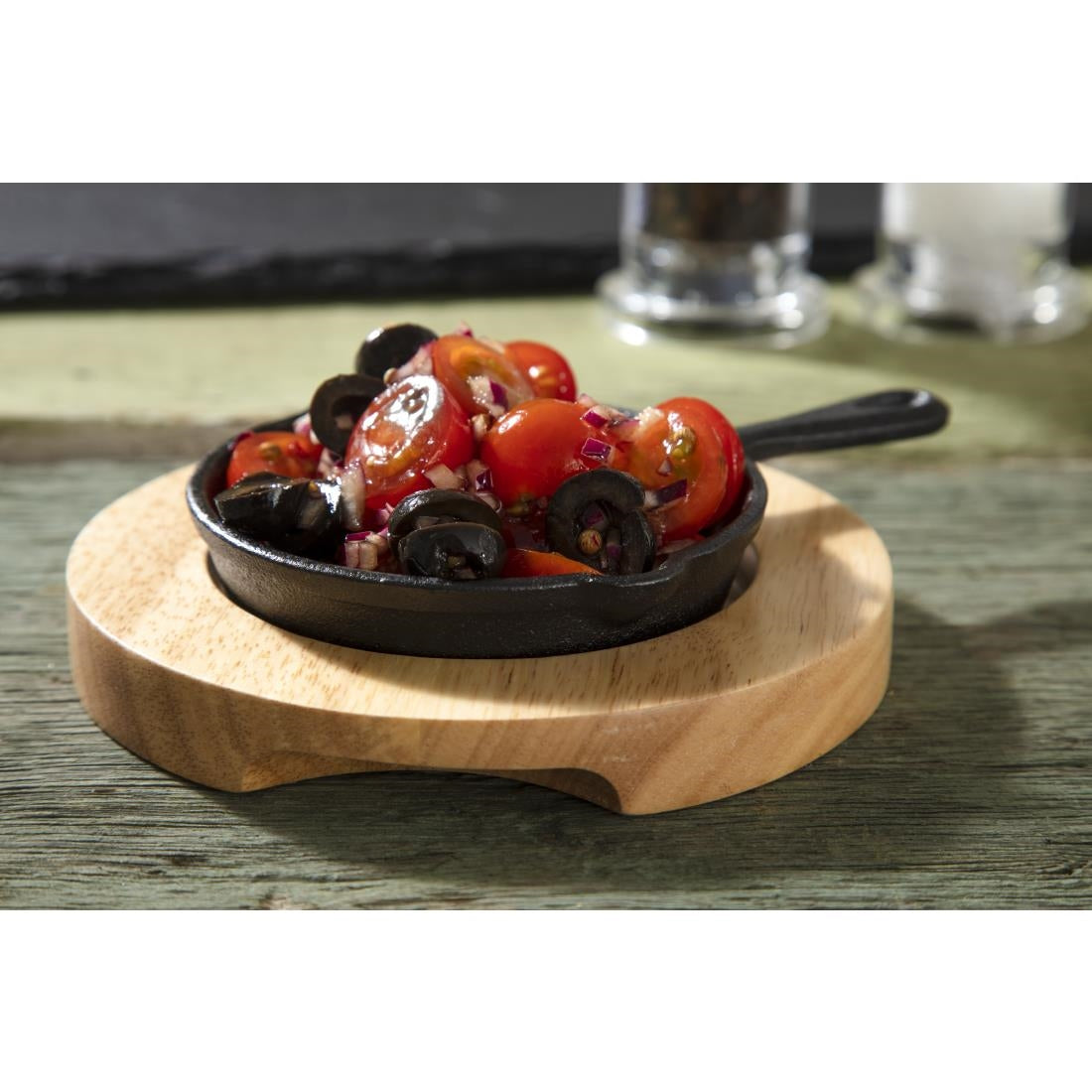 Olympia Mini Cast Iron Round Pan 115mm - GJ553