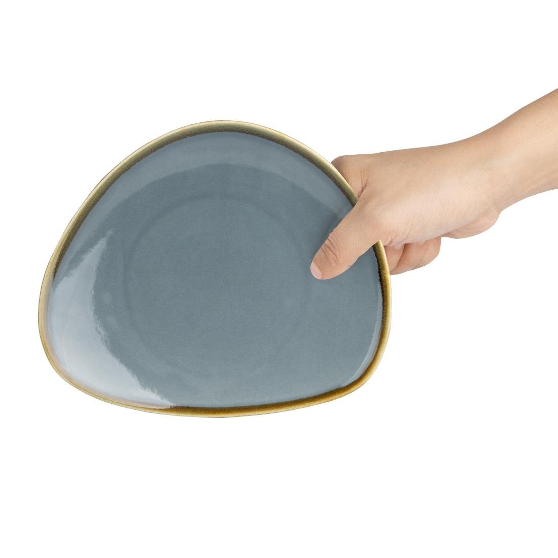 Olympia Kiln Triangular Plate Ocean 165mm - GP341
