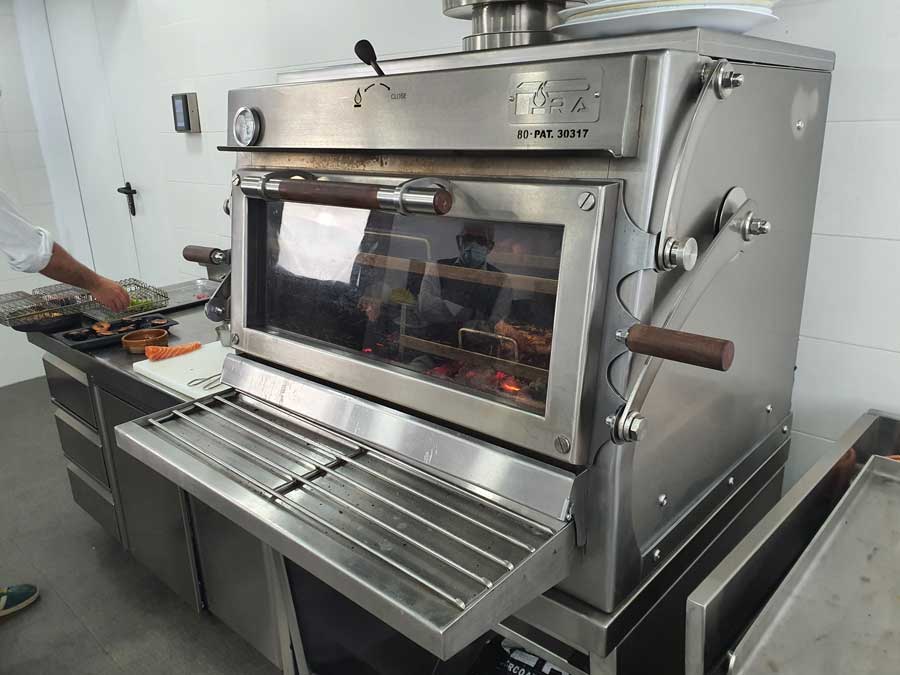 Pira 80 Silver ED Charcoal Oven - 490.107