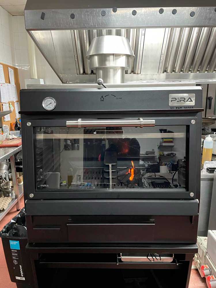 Pira 90 Black AB Charcoal Oven - 500.101