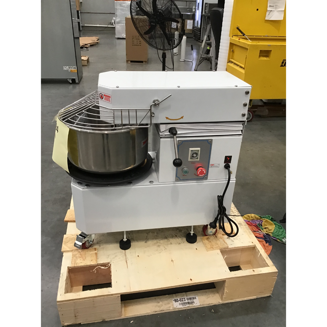 CLEARANCE - Yasaki Tilting Head Removable Bowl 20L Spiral Mixer - HTD-20L-NSW2184